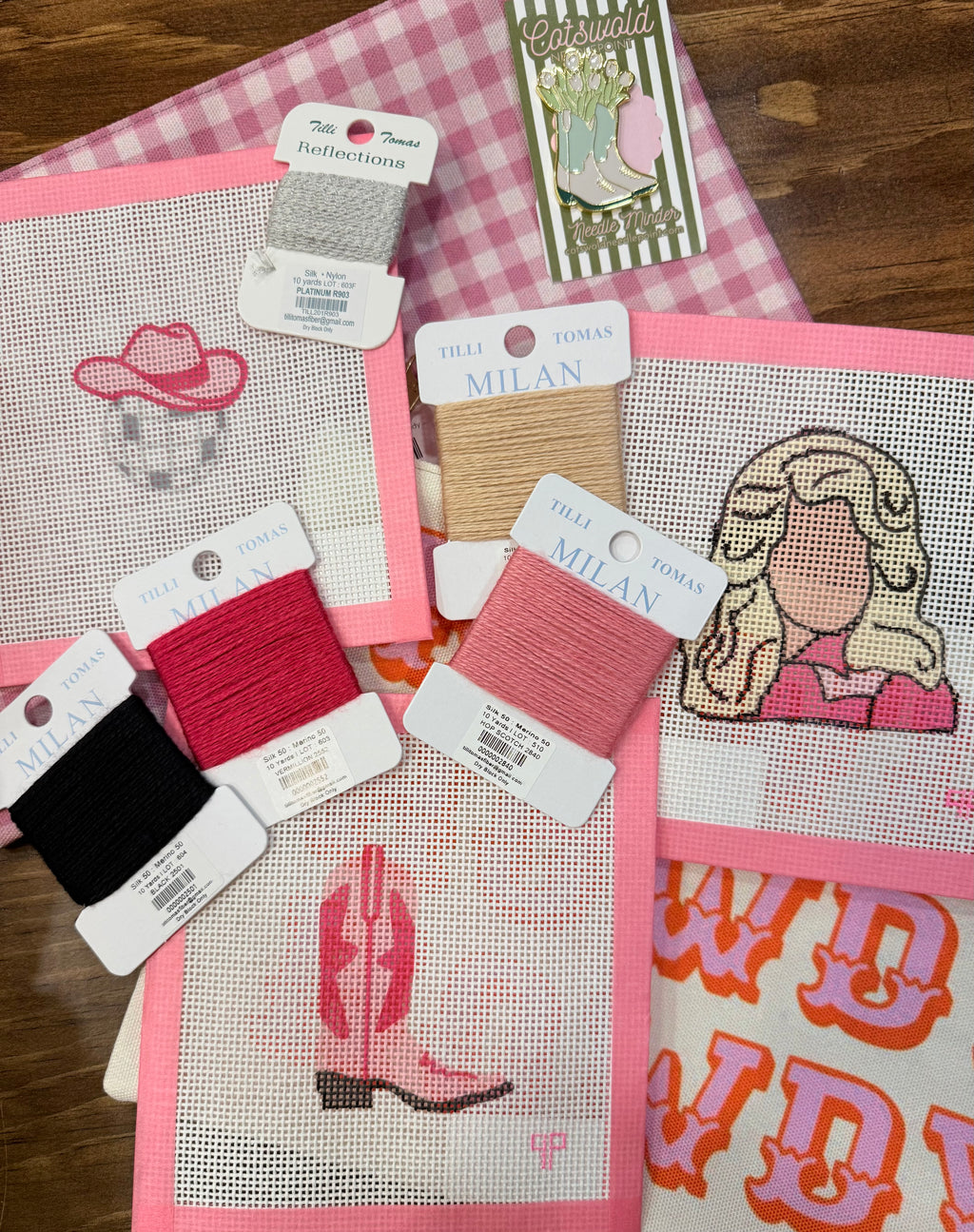 Dolly Canvas